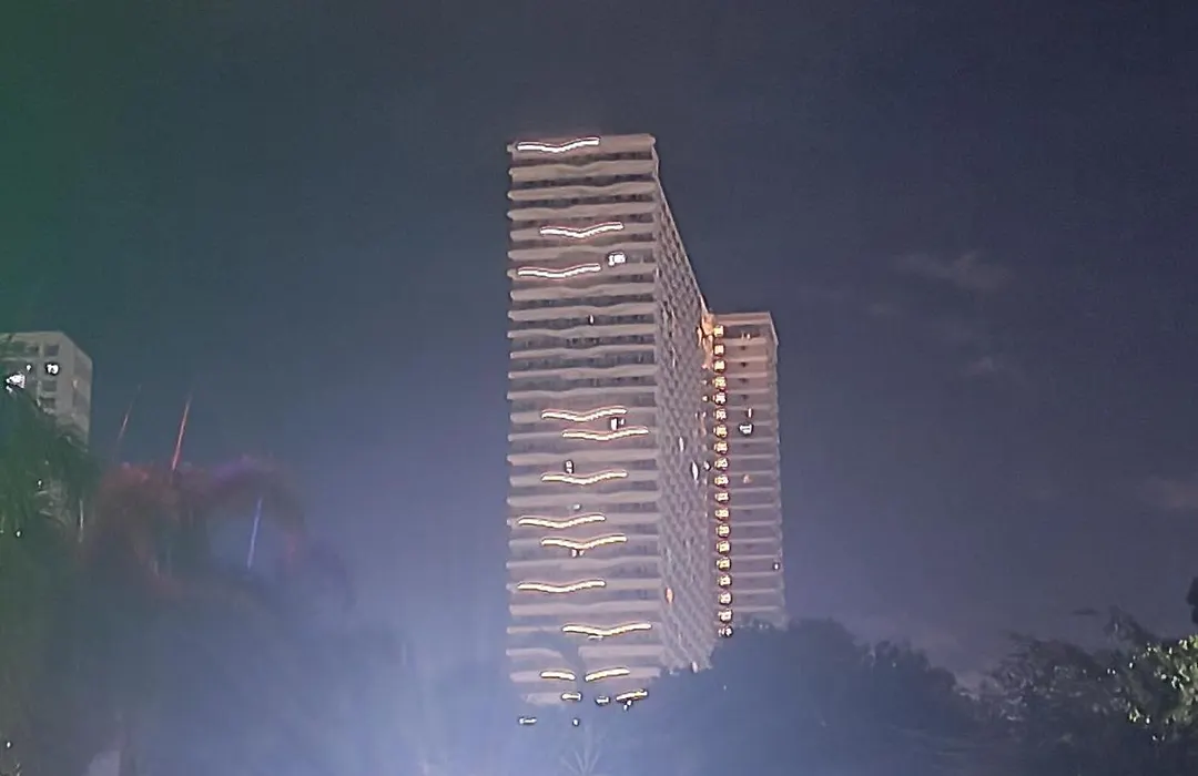 Smdc Coast Residences Near Picc World Trade Center Moa-1