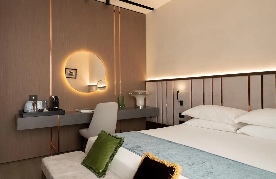 Agra Suites-1