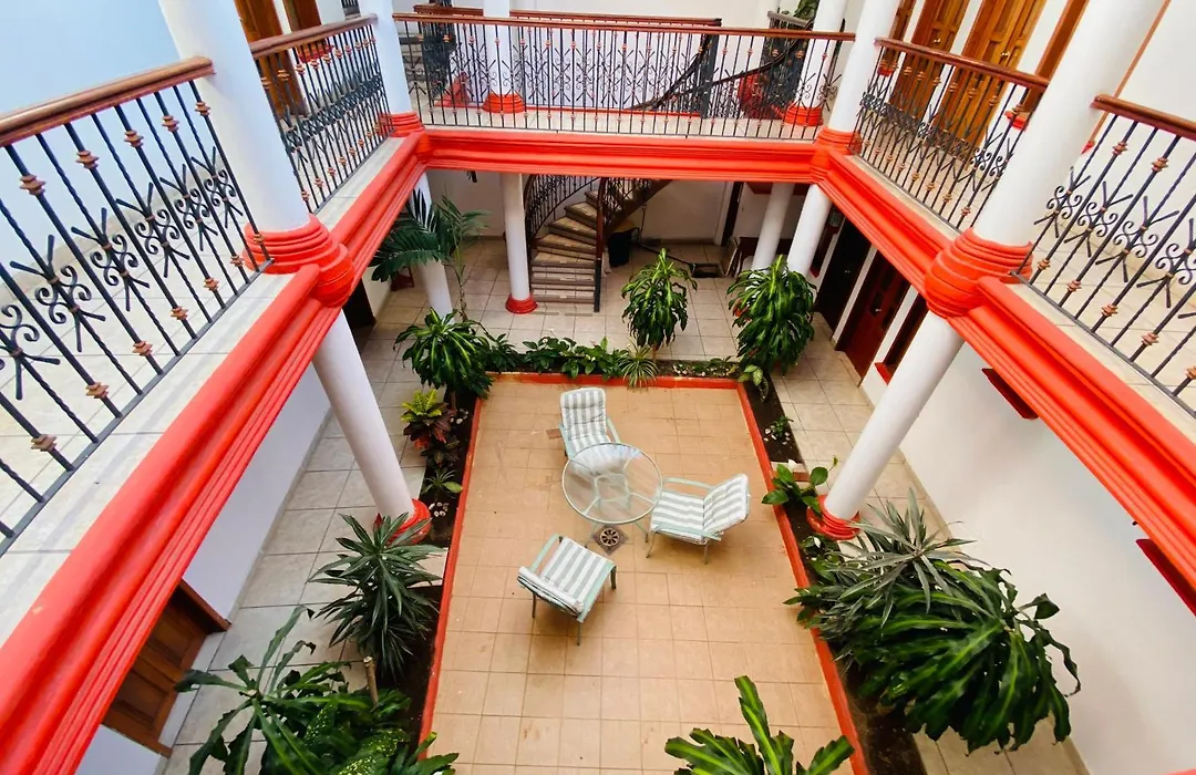 Hotel Real De Cortés-1