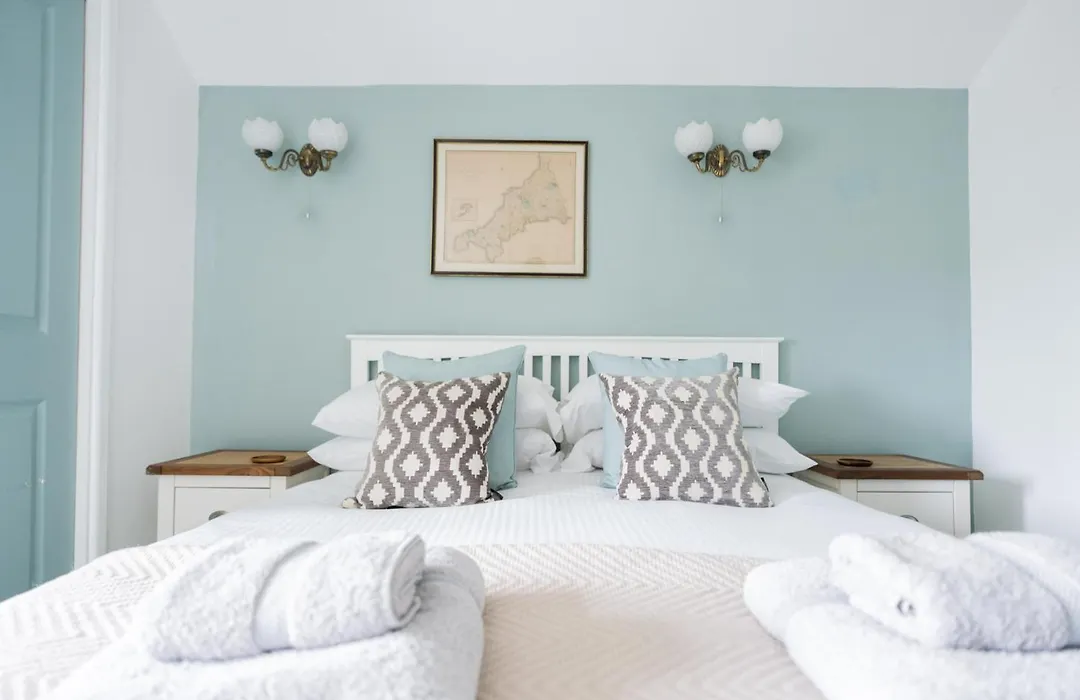 Leven Rye Sourdough Bakery & Rooms-1