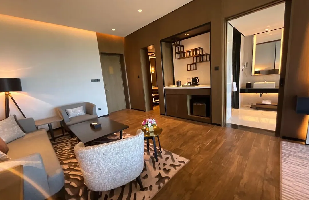 Wyndham Grand Yangon-1