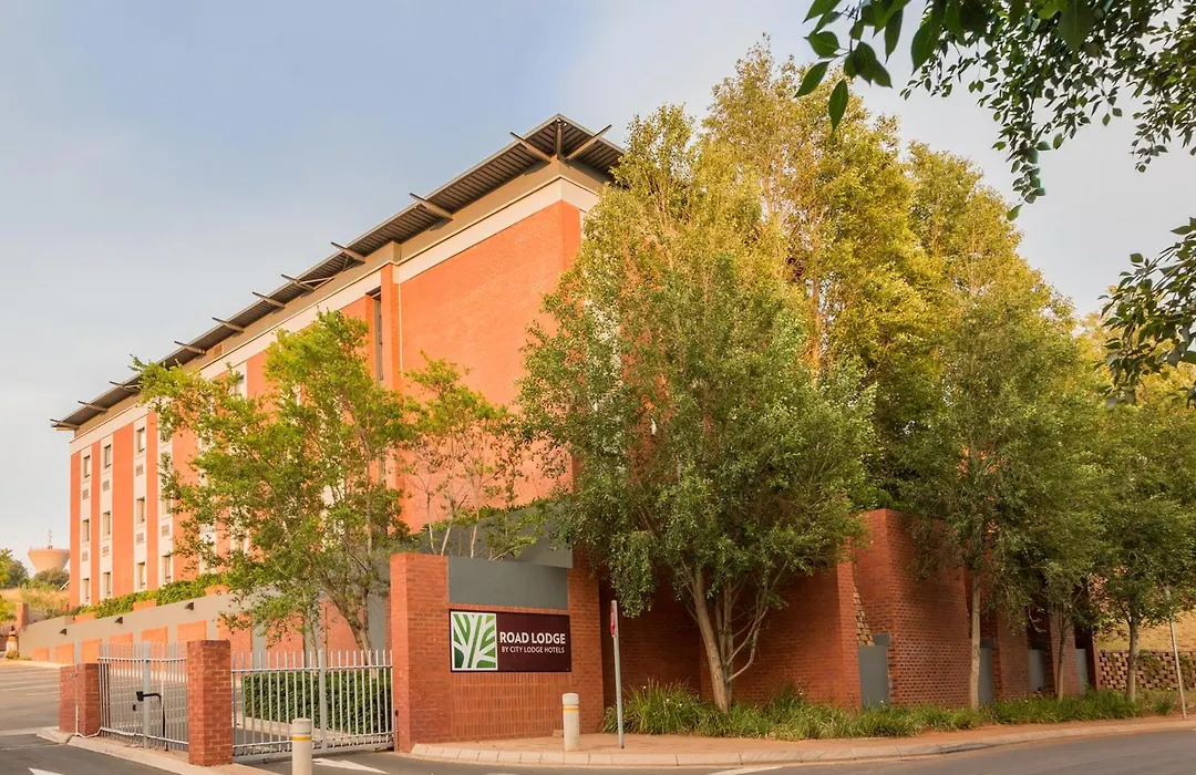 Road Lodge Centurion-1