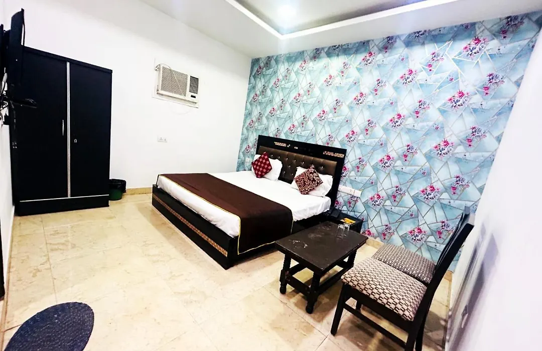 Hotel Ashoka Palace Near Igi Airport New Delhi-1