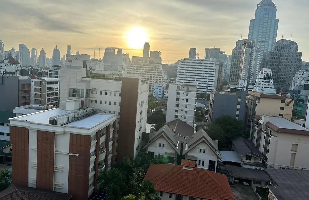 Omni Tower Nana Bangkok - Serviced Apartment On Sukhumvit Soi 4-1