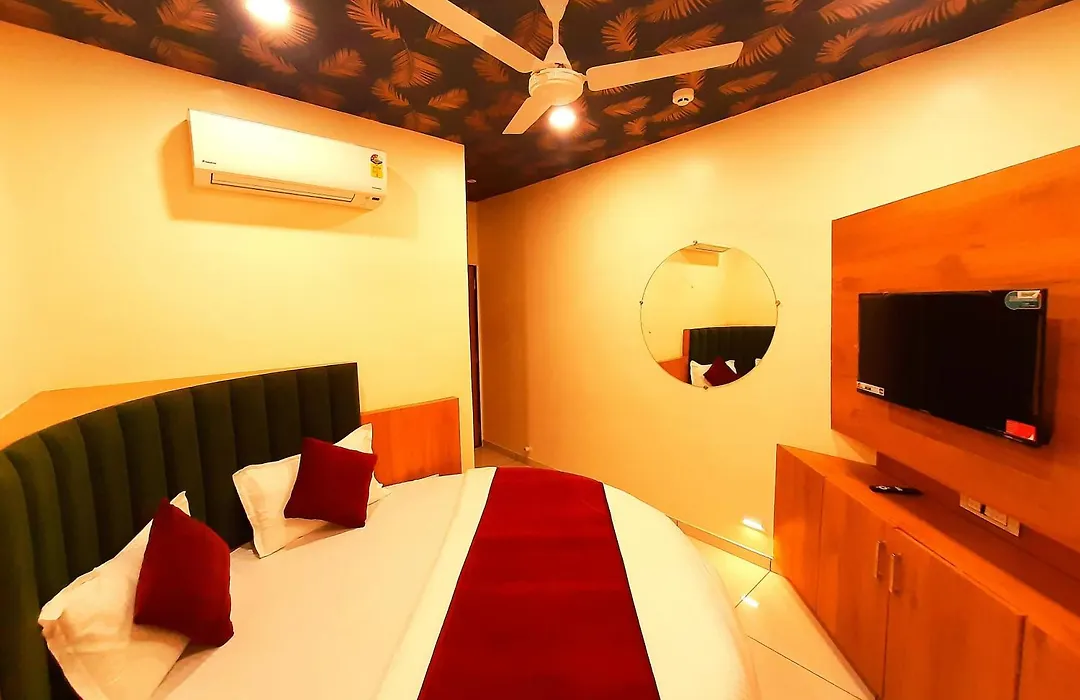 Hotel Suncity-1