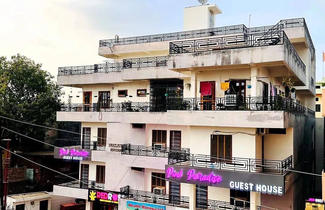 Hotel Pink Paradise-1