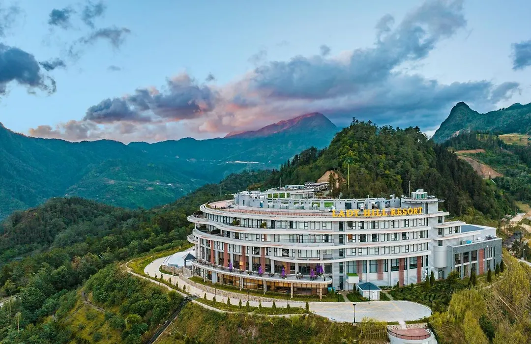 Lady Hill Sapa Resort-1