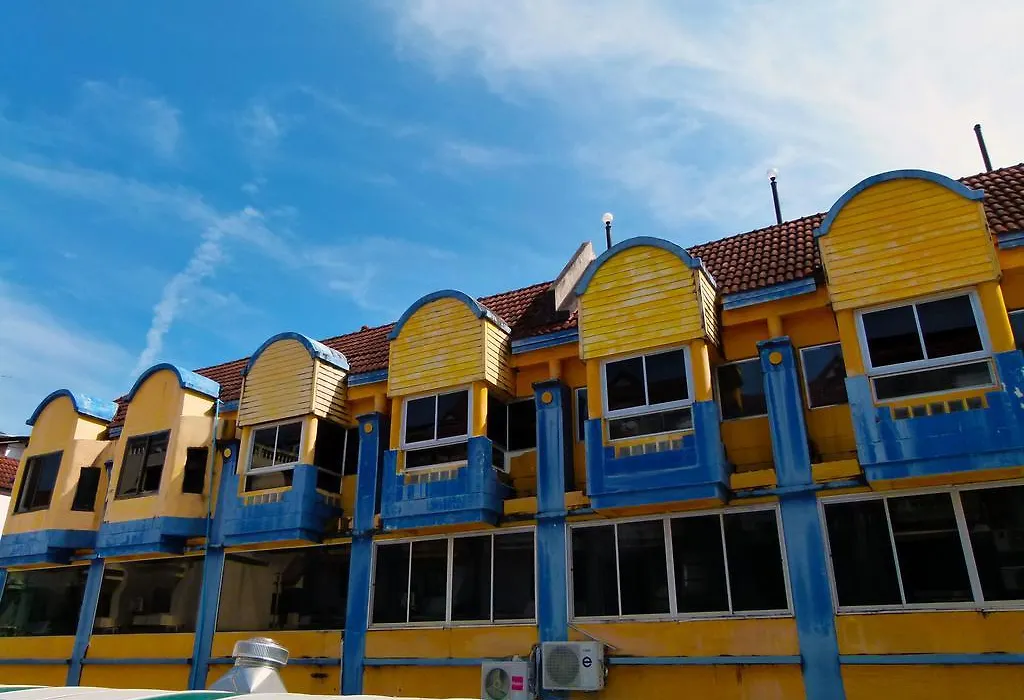 Aquarius Gay Guesthouse & Sauna-1