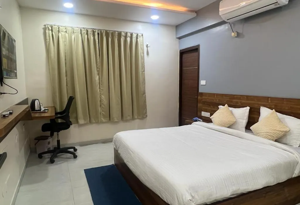 Beach Town Hotel-1