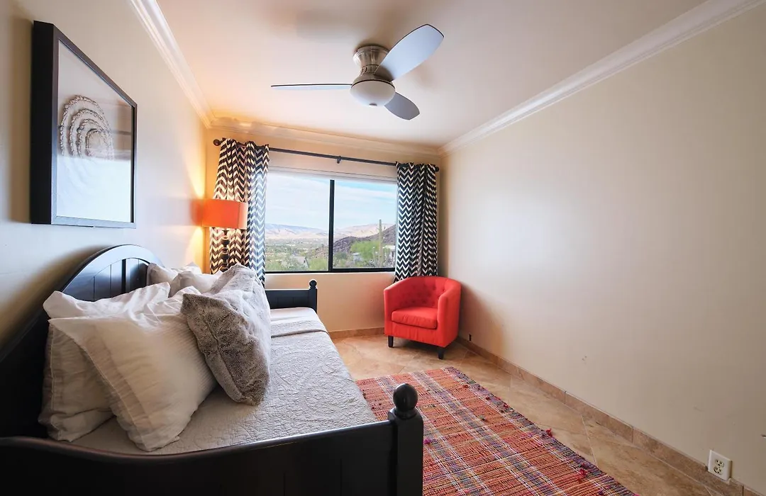 Summit Suite - Stunning Mountain Views - Hot Tub-1