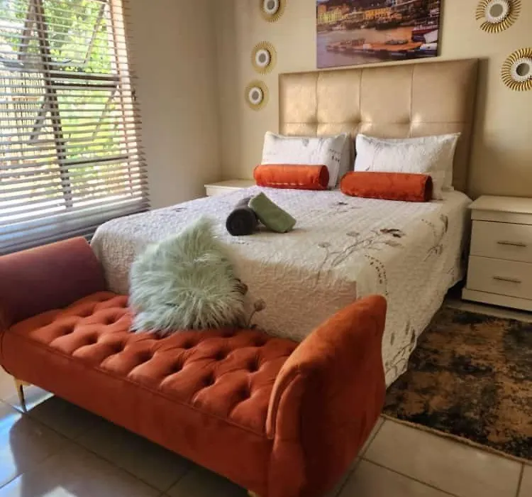 Intsingizi Bird Lodge-1
