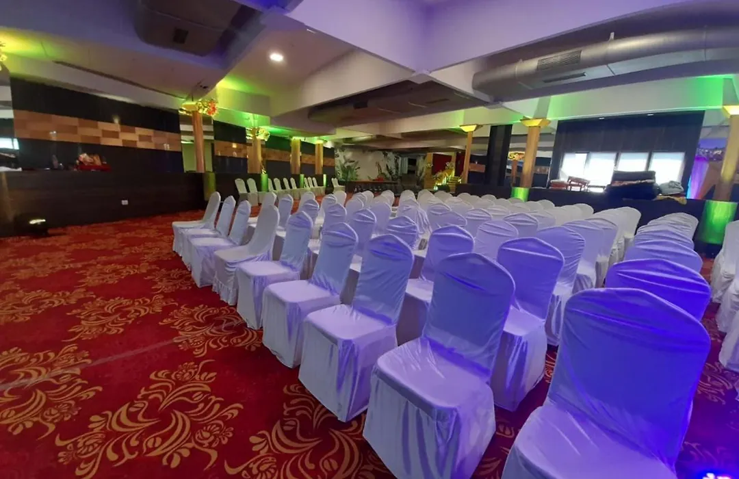 Hotel Mumbai House Juhu Santacruz West-1