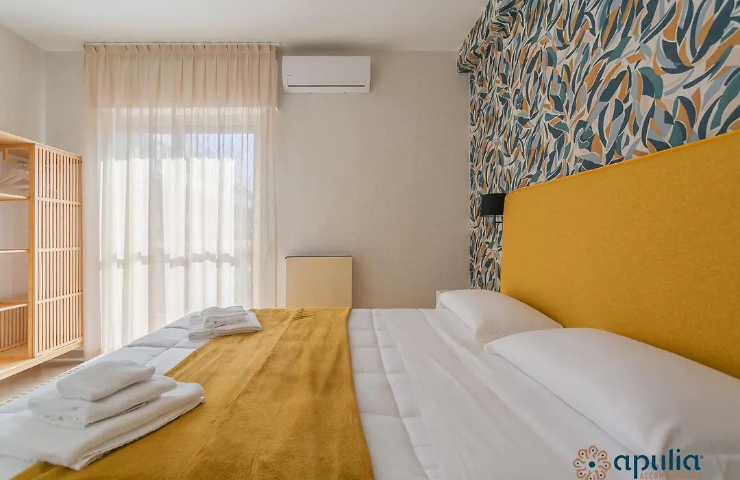 Einaudi Guesthouse By Apulia Accommodation-1