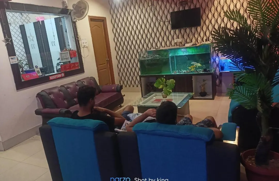 Goroomgo Blue Bell Bhubaneswar - Well Decorated Room -Wifi And Parking Facilities Available-1