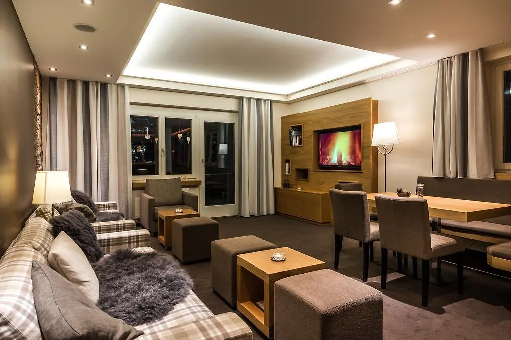 Hotel Mistral Superior-1