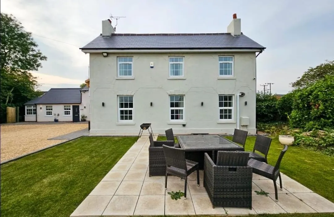 Granary Villa-1
