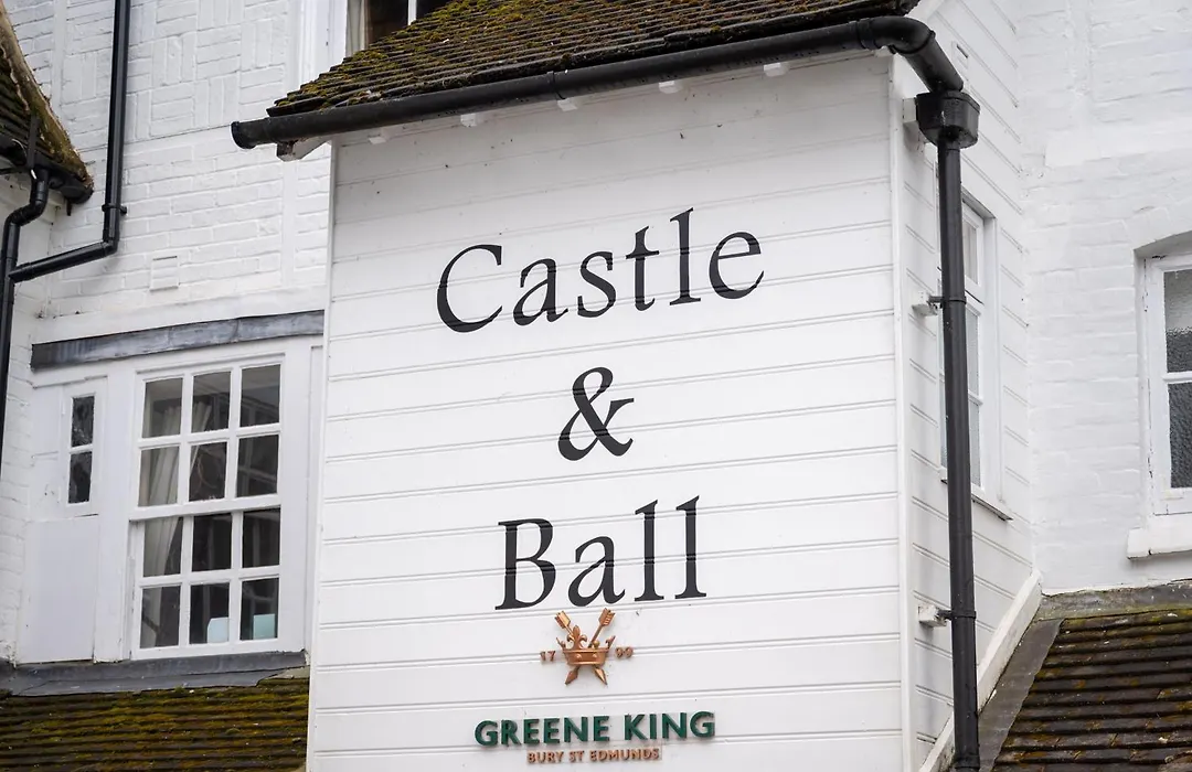 Castle And Ball By Greene King Inns-1