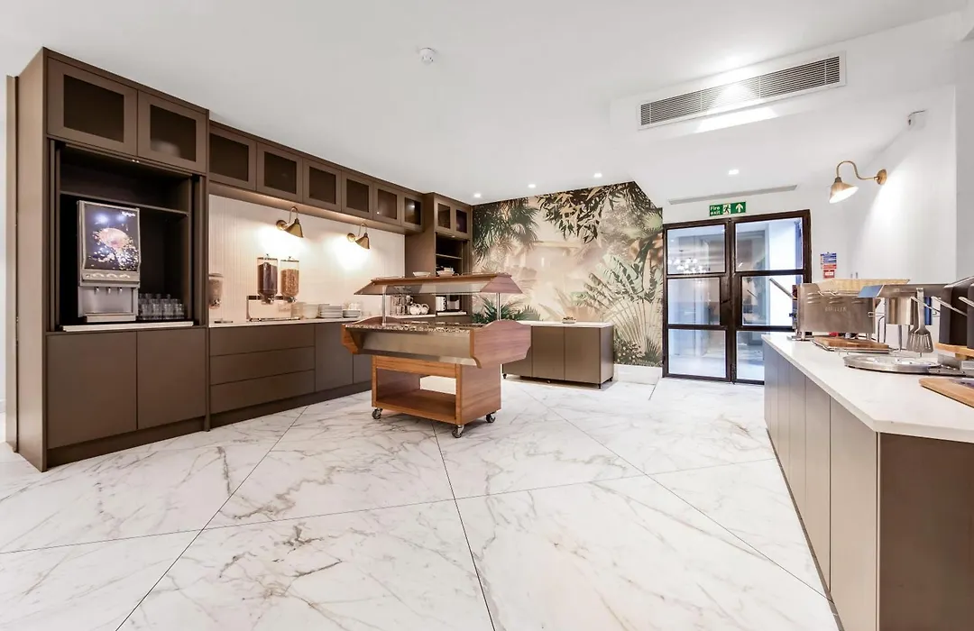 King Solomon Hotel- Golders Green-1
