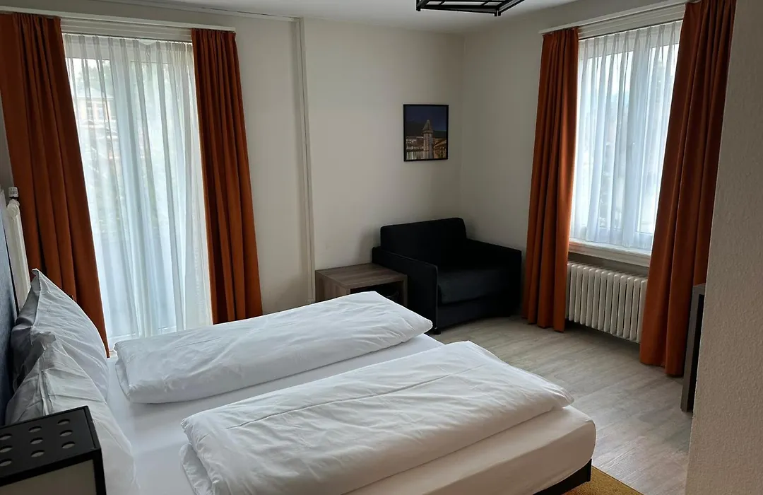Hotel Spatz-1