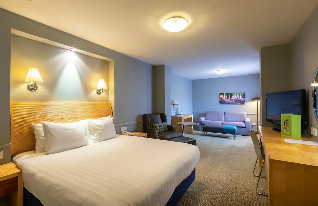 Holiday Inn Guildford By Ihg-1