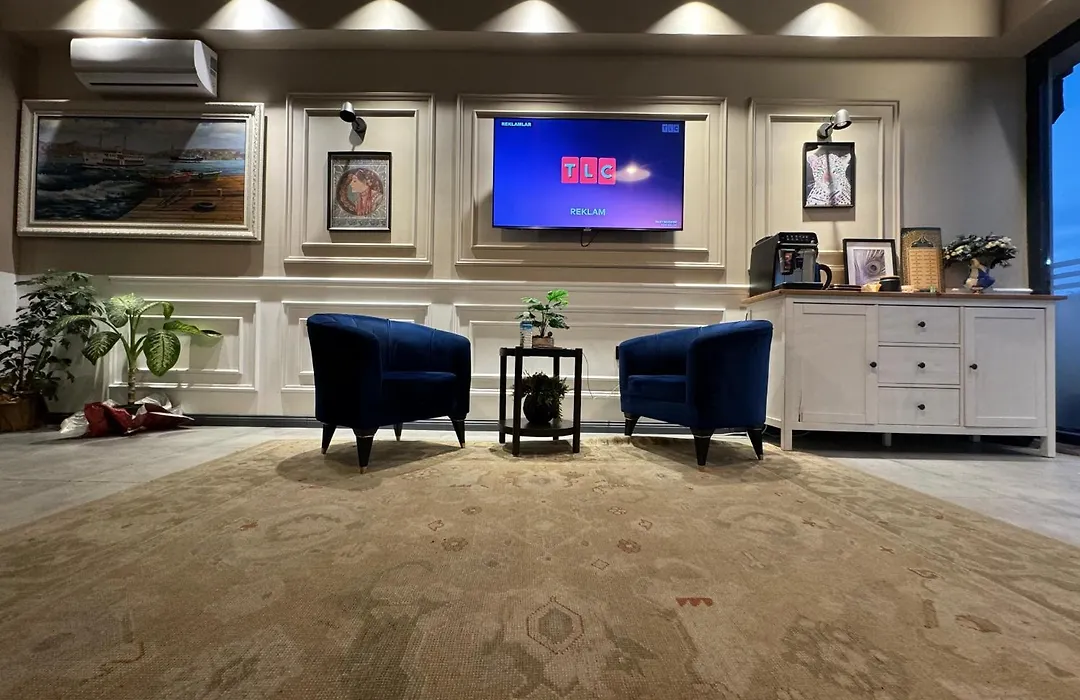 Plus Hotel & Private Transportation Istanbul Airport-By Loft-1