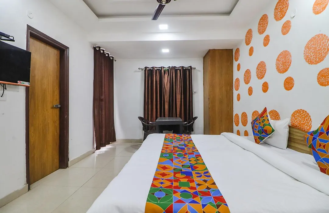 Fabexpress Abode Inn-1