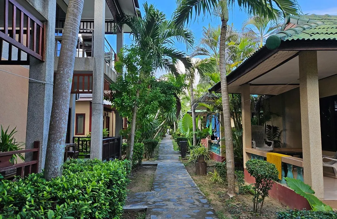 Lanta Riviera Beach Resort-1