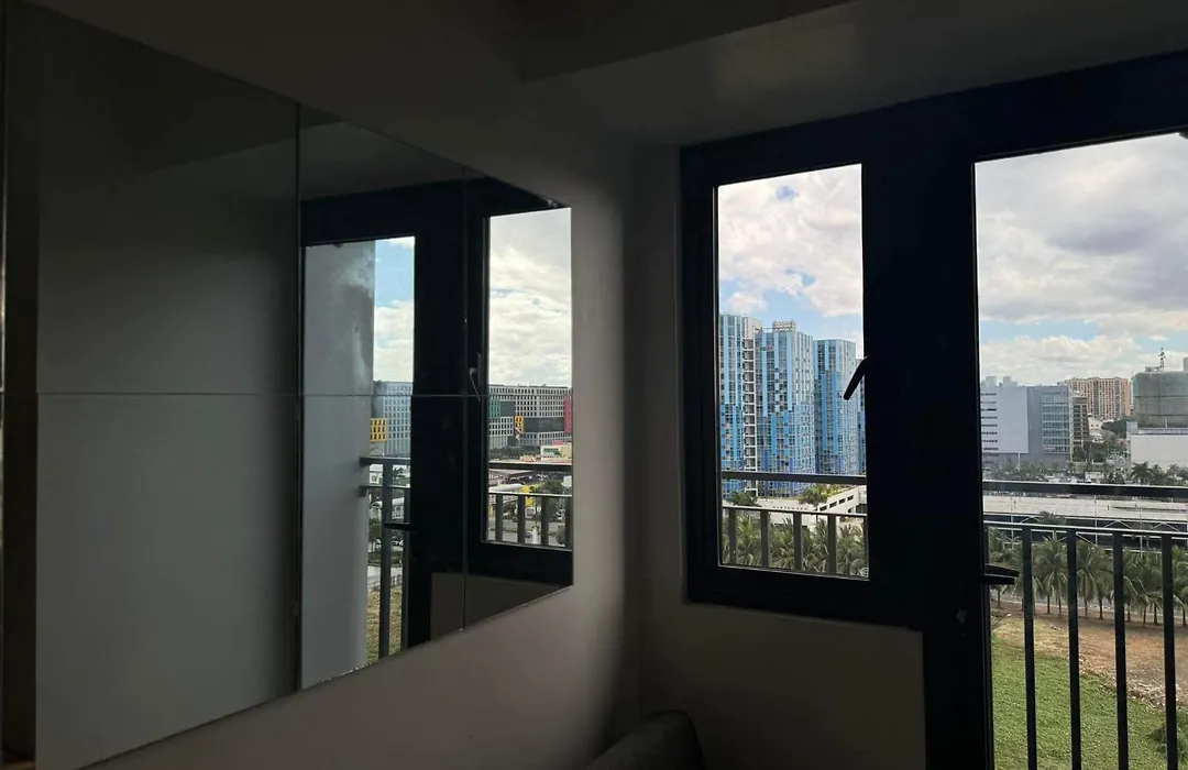 Shore 3 Residences Tower 2-1