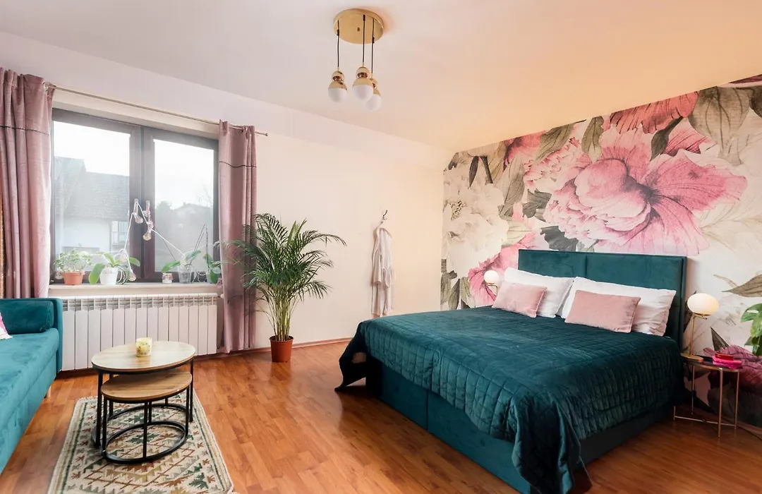 Emerald Spa Guest House-1