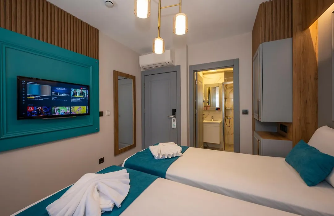 Lynda Hotel-1