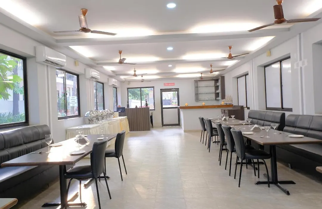 The Byke Retreat - Royal Pearl - Pan India Pure Veg Hotel Chain-1