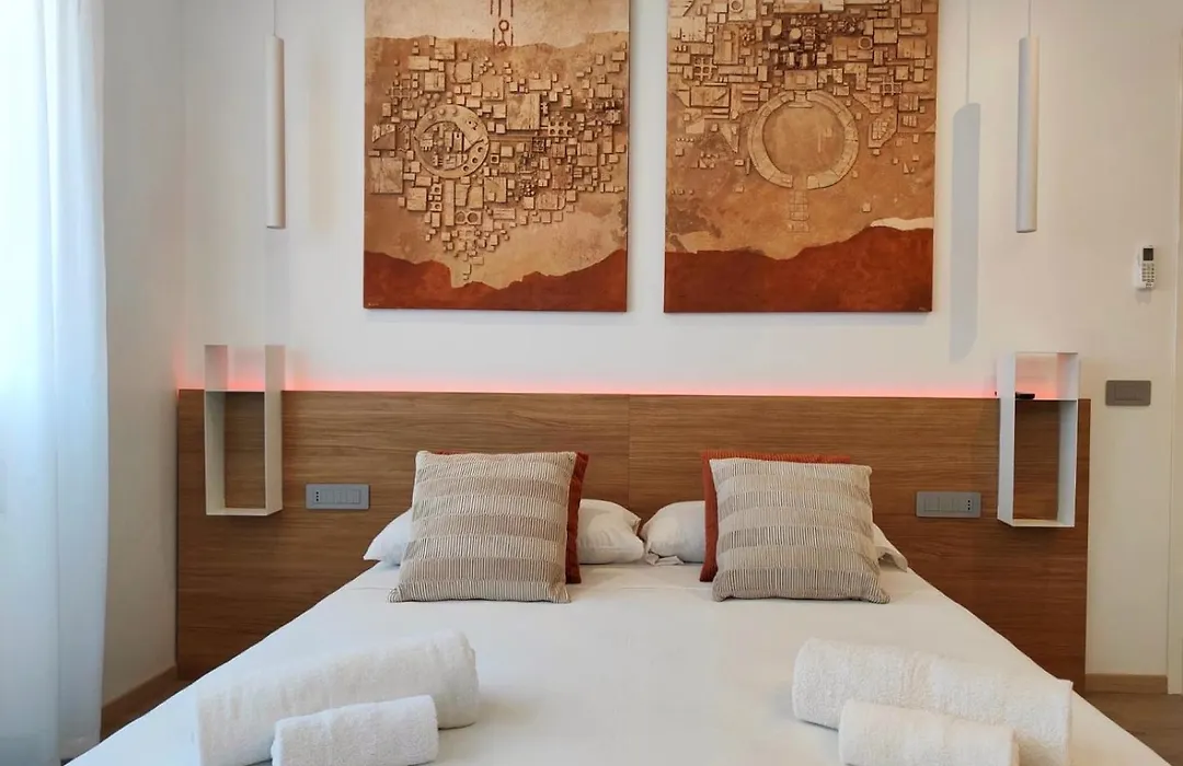 Galleria Roma Art Guesthouse-1