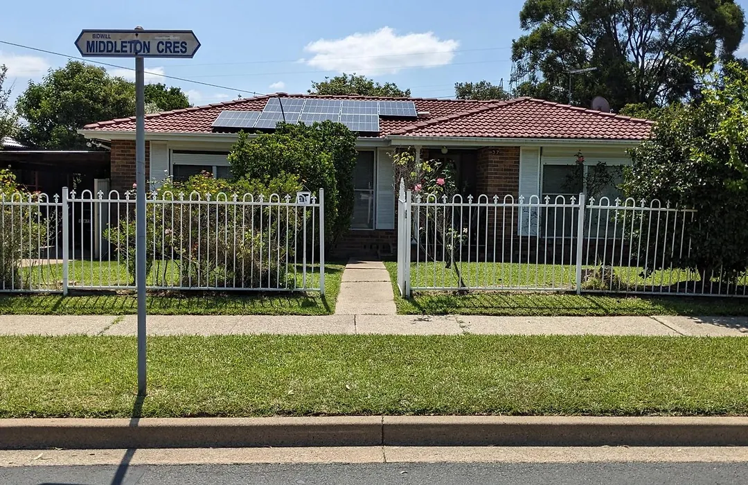 Bidwill Gardens - 2 Rooms A Private Room With A King-Size Bed Or Open Lounge Room Floor Mattress Shared Bathroom Free Kitchen Essentials Free Laundry Facilities Fast Nbn Wifi Hdtv Netflix, Youtube, Kayo Meal And Transport Service Available-1