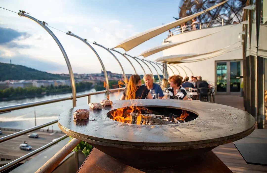 Dancing House Hotel - Tancici Dum-1