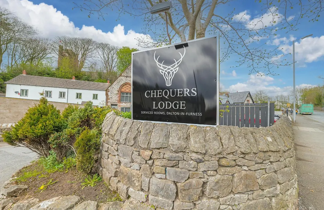 Chequers Lodge- Dalton-In- Furness- Self Check In- For Professionals And Tourists-1