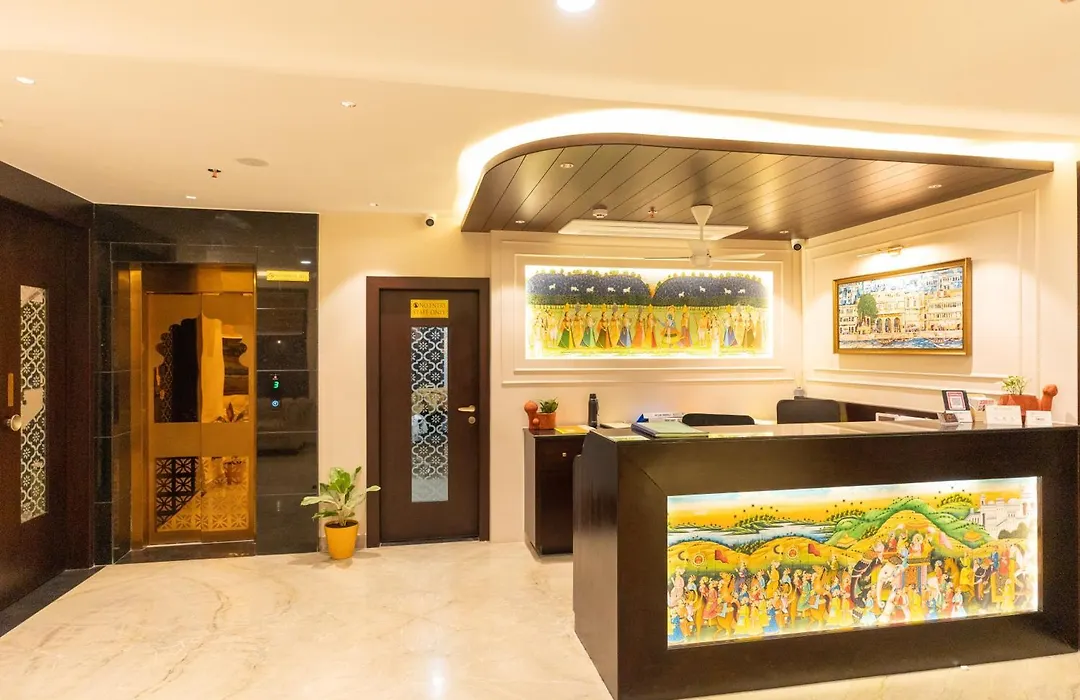 Raghunandan Palace - A Premier Boutique Stay, City Center & 500 Meters From City Railway Station-1