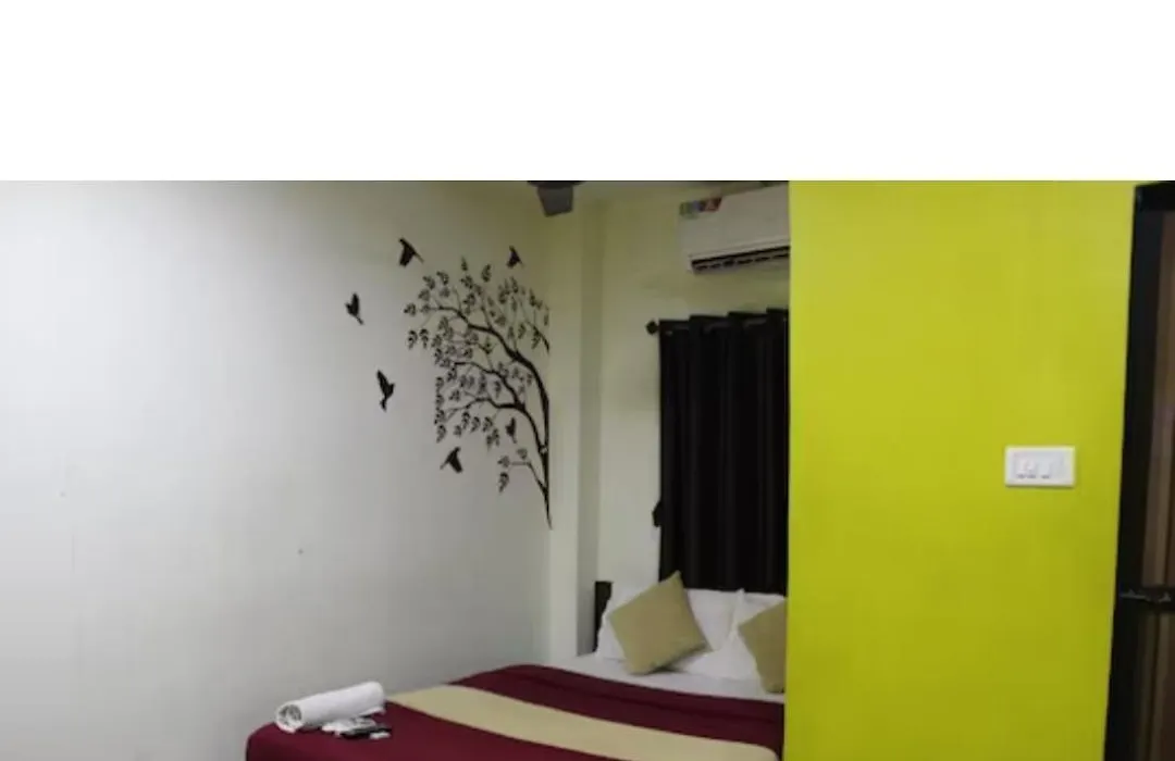 Hotel Saffron Inn-1