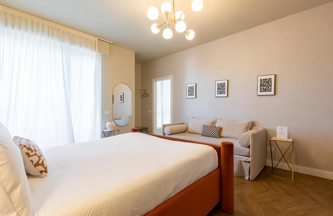 Daplace - Corso Sempione Suites-1