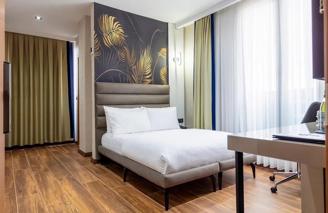 Dem Premium Hotel - Round Trip Airport Service - Istanbul International Airport-1