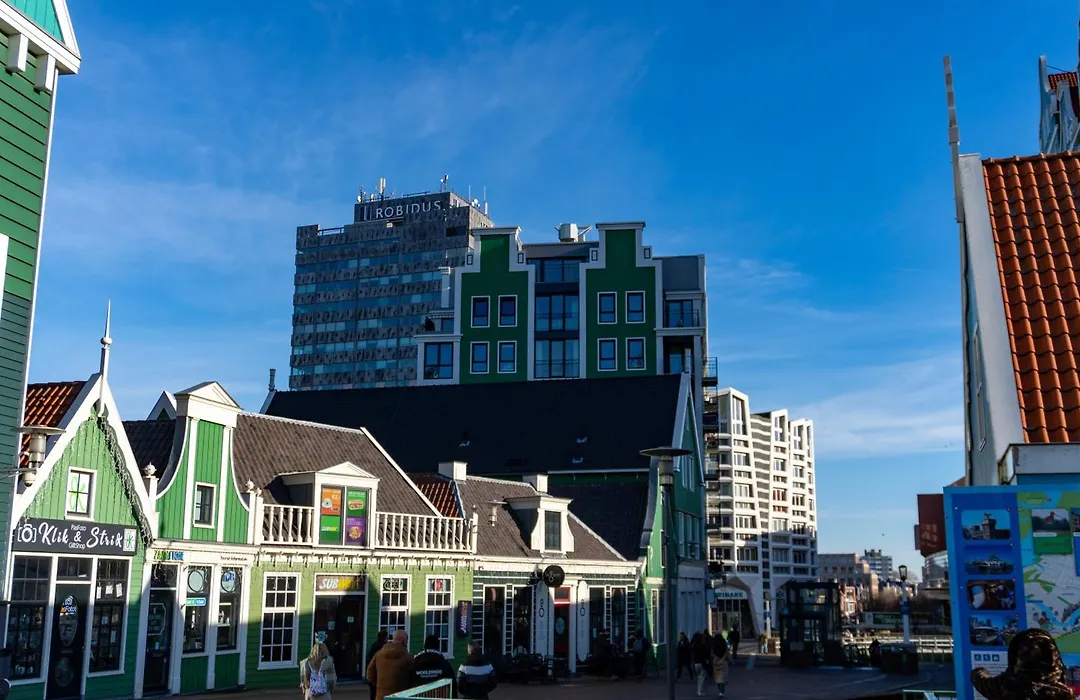 Easyhotel Amsterdam Zaandam-1