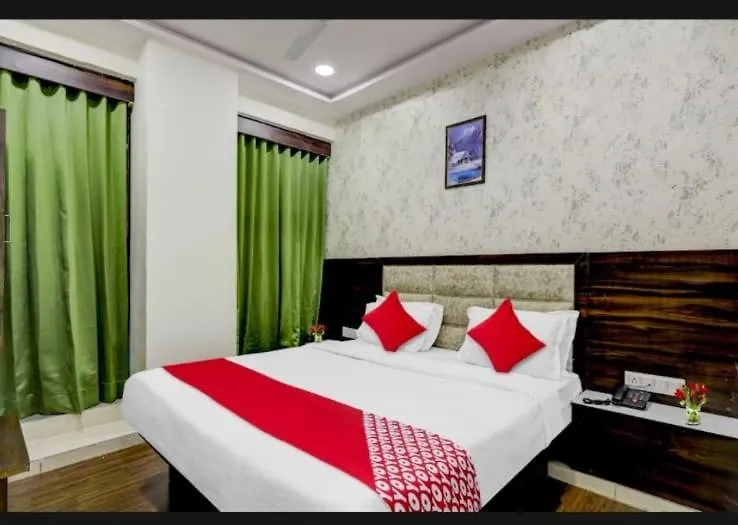 Hotel Sarovar Inn-1