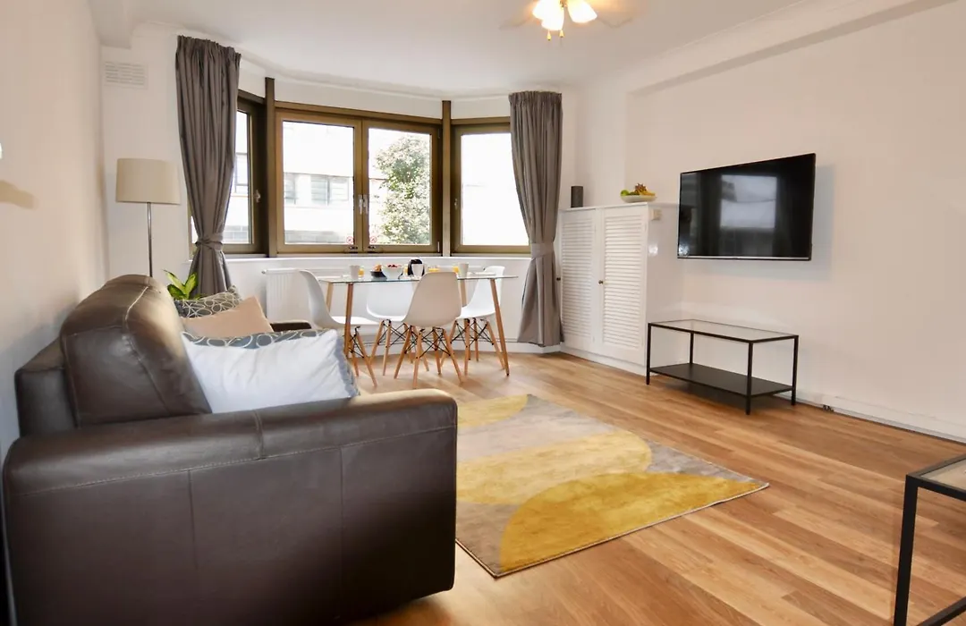 Marlyn Lodge - City Of London-1