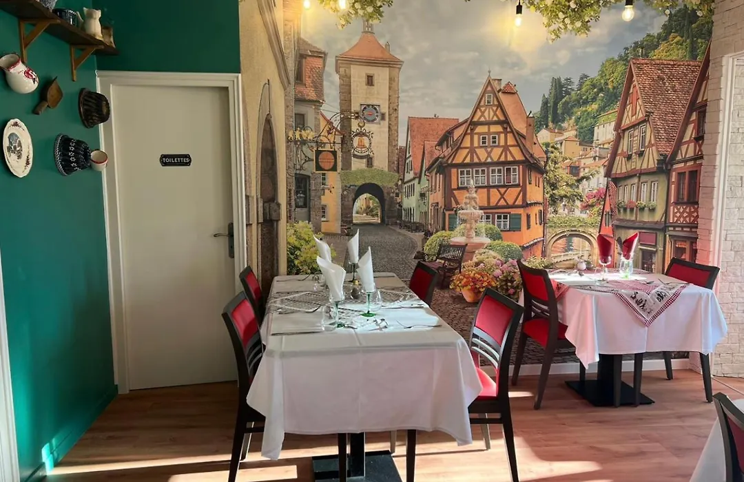 Hôtel Le Pommeil-1