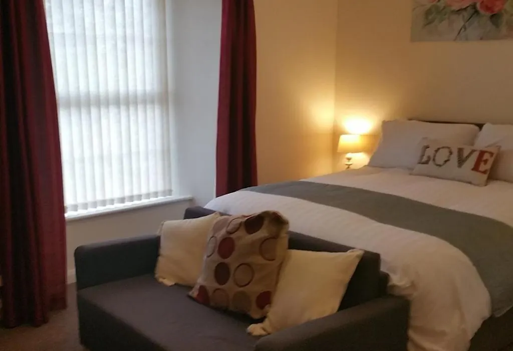 The Begelly Arms Hotel-1