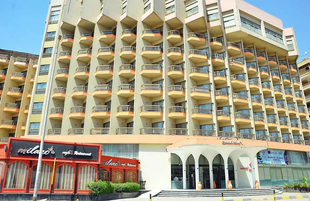 Aracan Pyramid Hotel-1