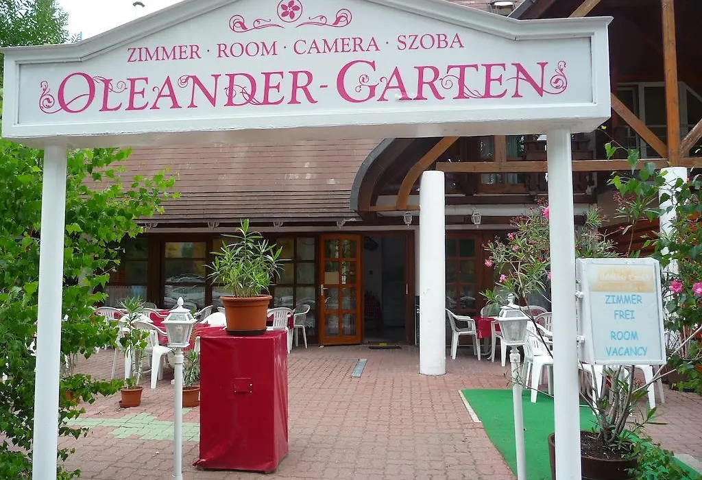 Oleander B&B-1