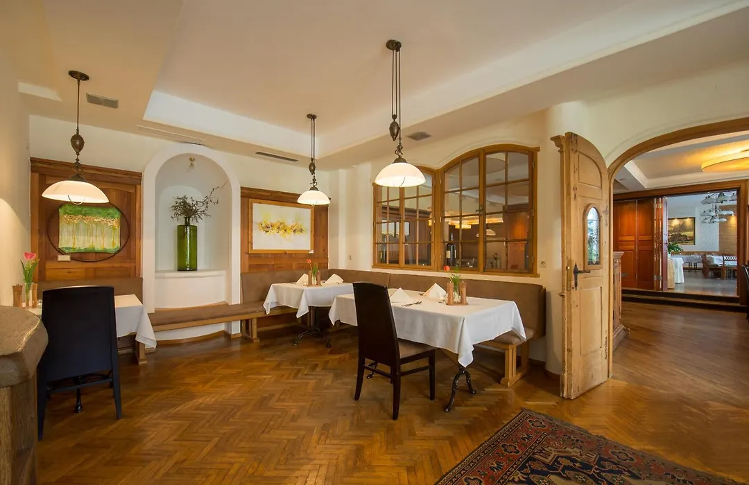 Der Thaller - Wirtshaus - Restaurant - Hotel-1