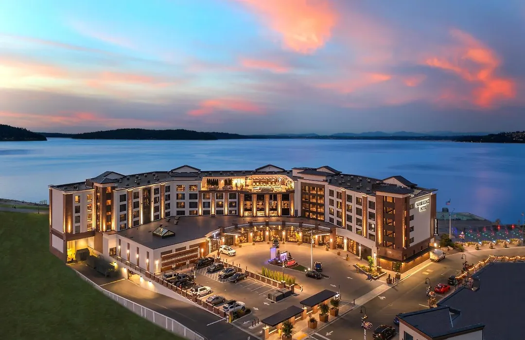 Silver Cloud Hotel Tacoma At Point Ruston Waterfront-1