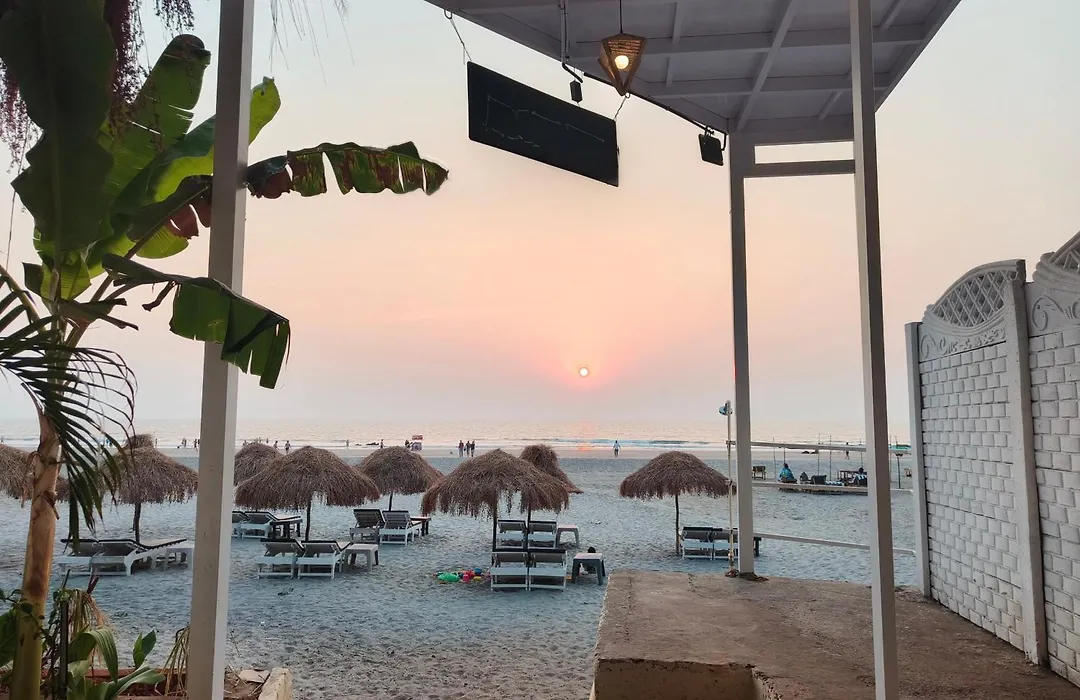 Aqua Beach Rooms, Only Accommodation On Ashwem Beach-1
