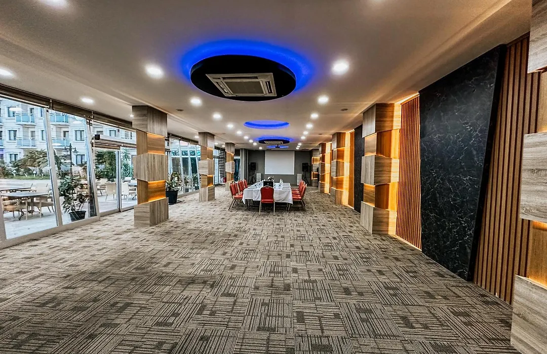 Elegance Resort Hotel & Spa Wellness-Aqua-1